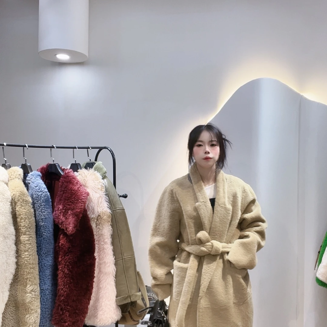 真皮皮毛一体外套224-157/135斤内