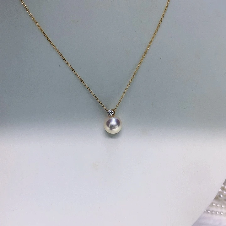 18K金镶嵌海水珍珠吊坠8.5-9