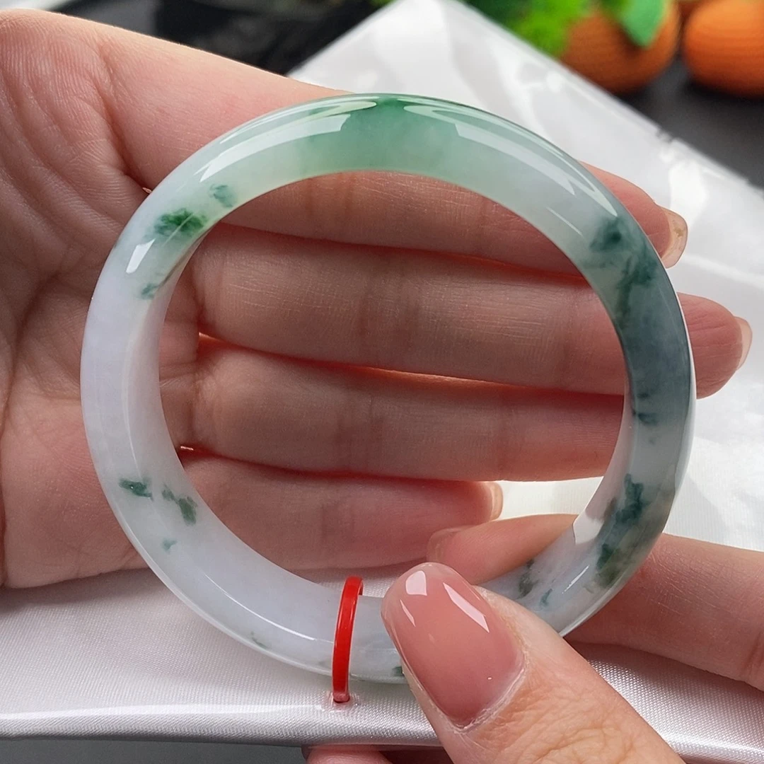 翡翠未镶嵌手镯（圆镯）缅甸天然A货翡翠 54