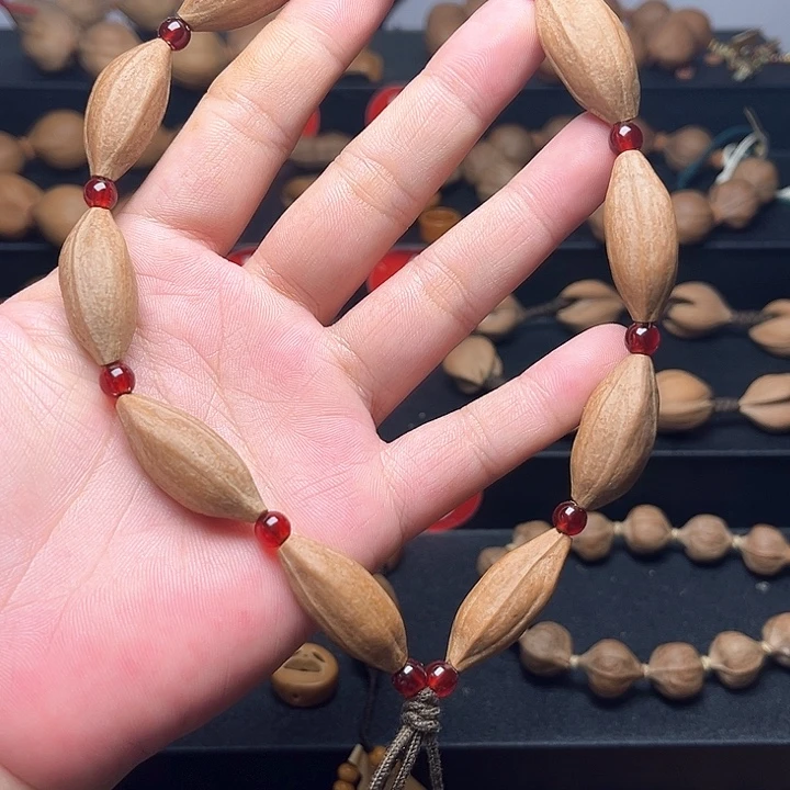 手串橄榄核柳叶 手持 福利 11.28