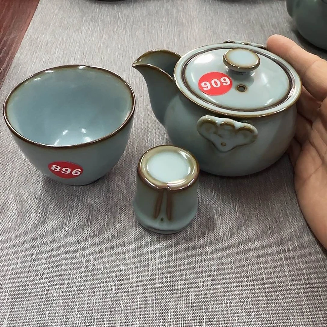 瓷片编号发货，小微瑕。