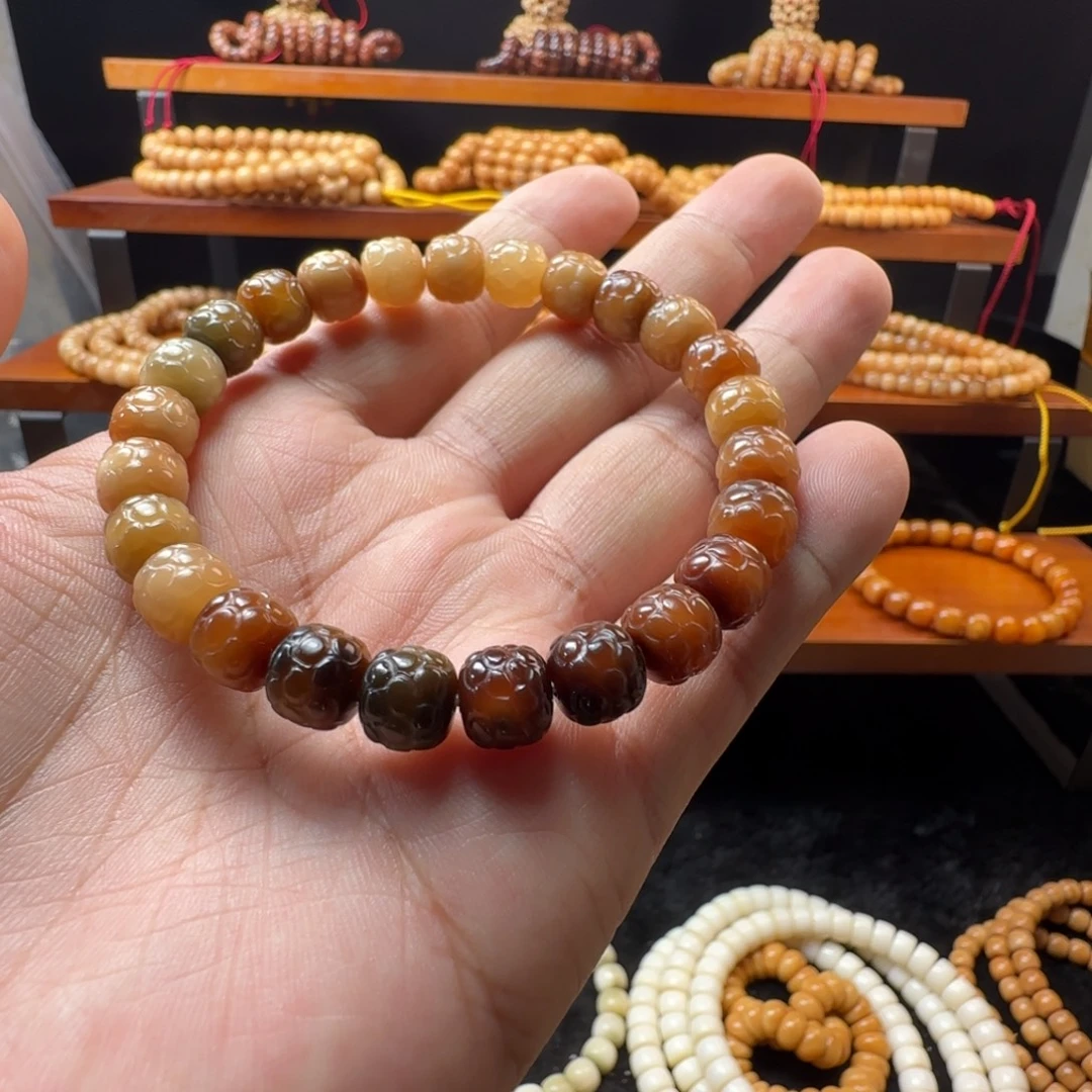 龙脊菩提吊坠玉华果缤纷卡9