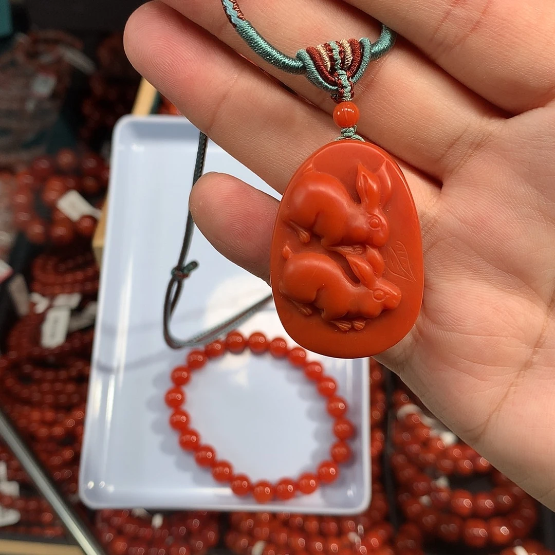 糖***亮南红玛瑙未镶嵌吊坠