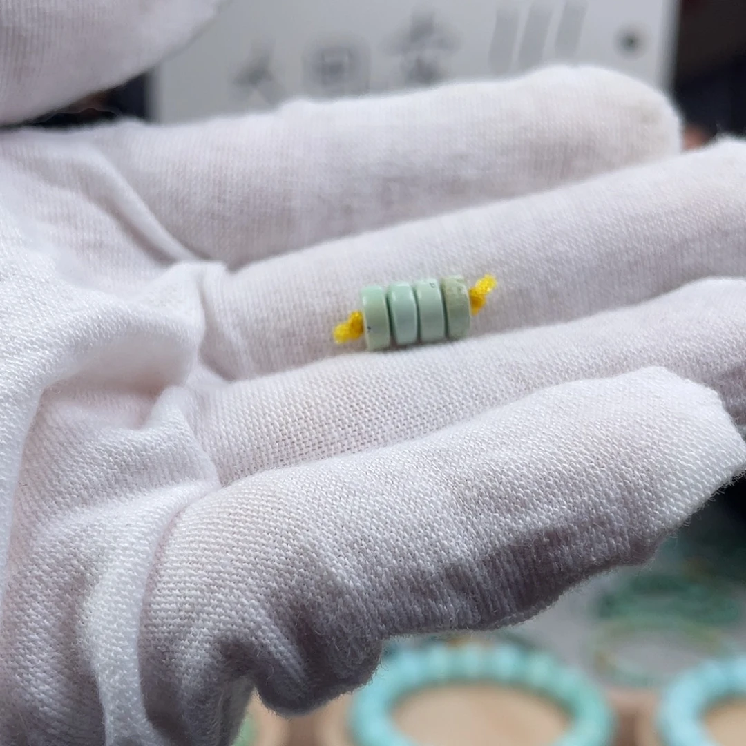 南红玛瑙未镶嵌珠宝奇石