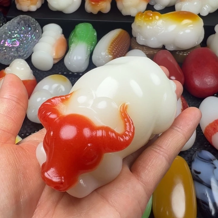 新疆戈壁五彩石金丝