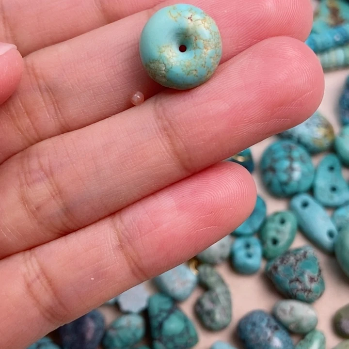 南红玛瑙未镶嵌珠宝奇石