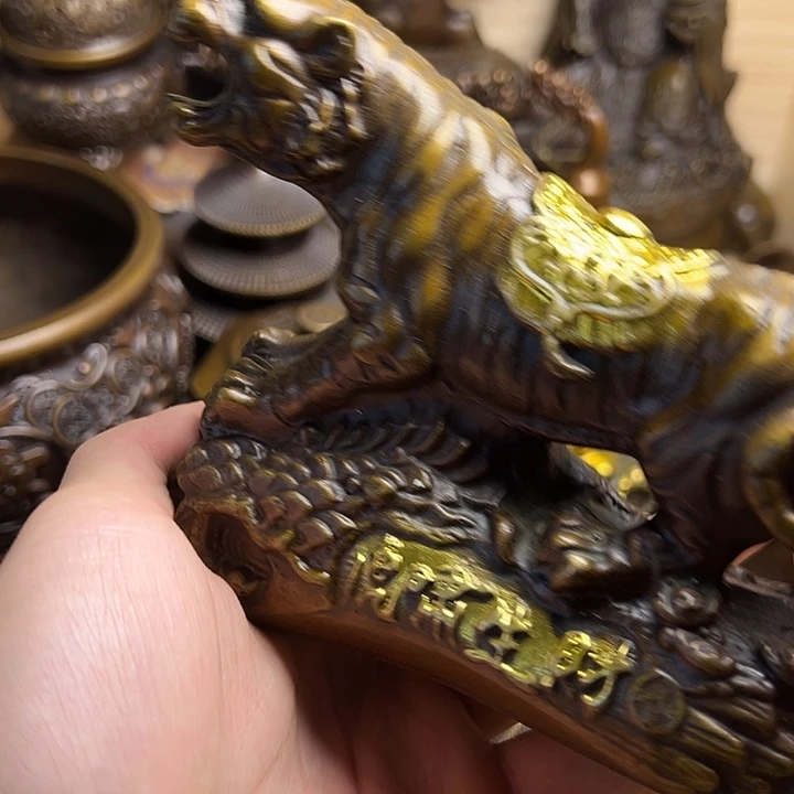 精美铜器，点击下单