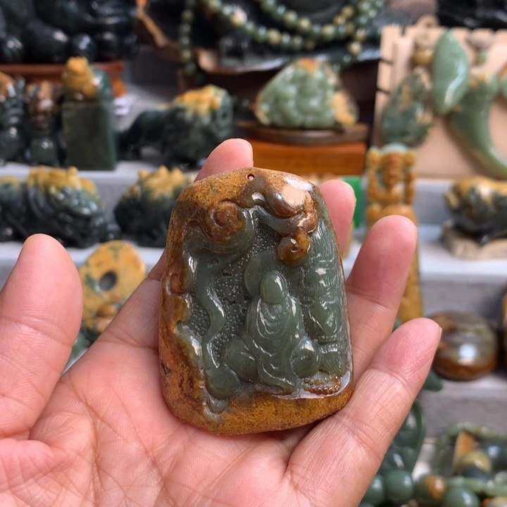 岫岩河磨玉（透闪石质玉）未镶嵌把件