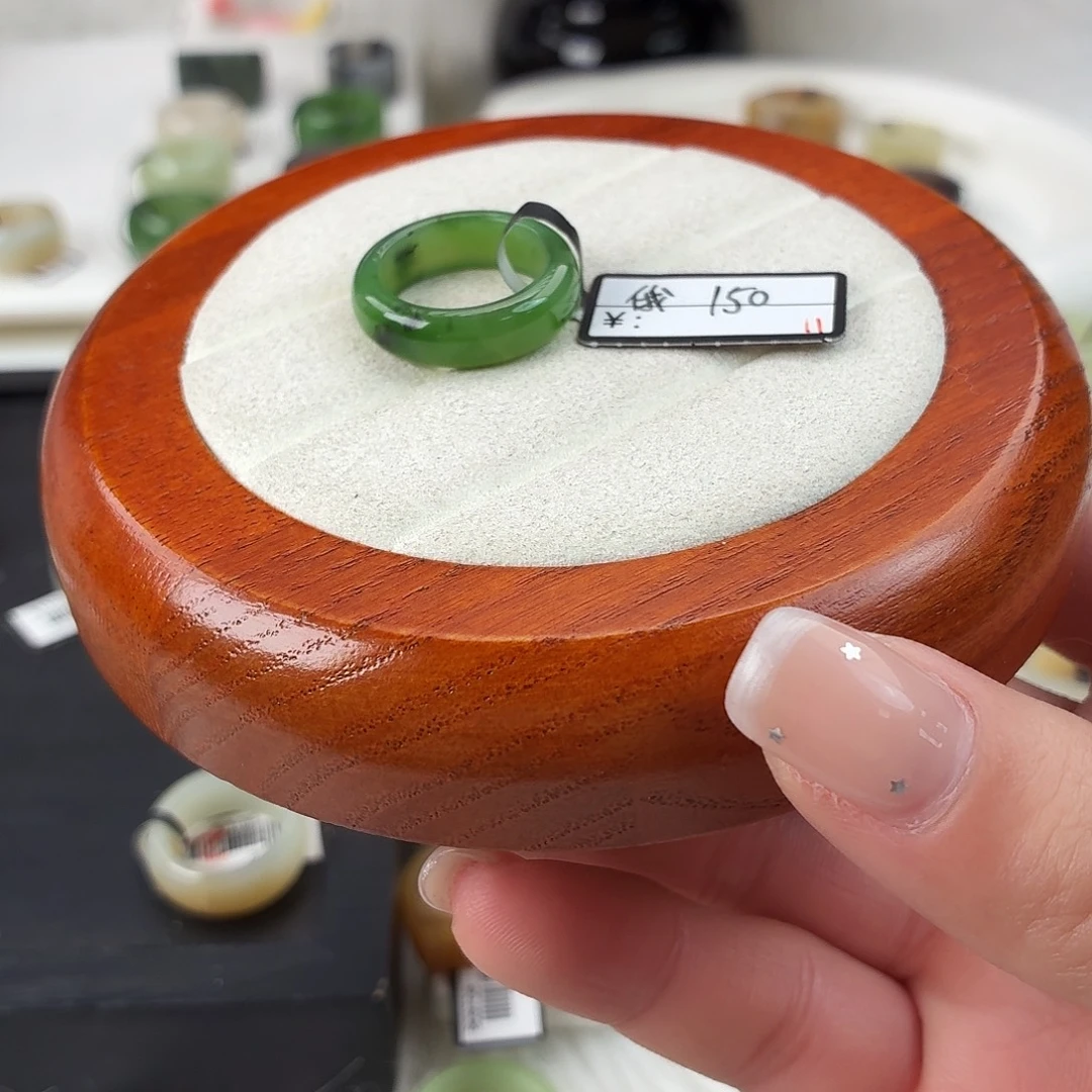 和田玉未镶嵌戒指Q63碧玉泥鳅背内径16.2