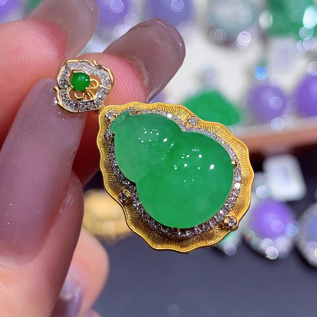 翡翠18K金镶嵌吊坠(不含链)