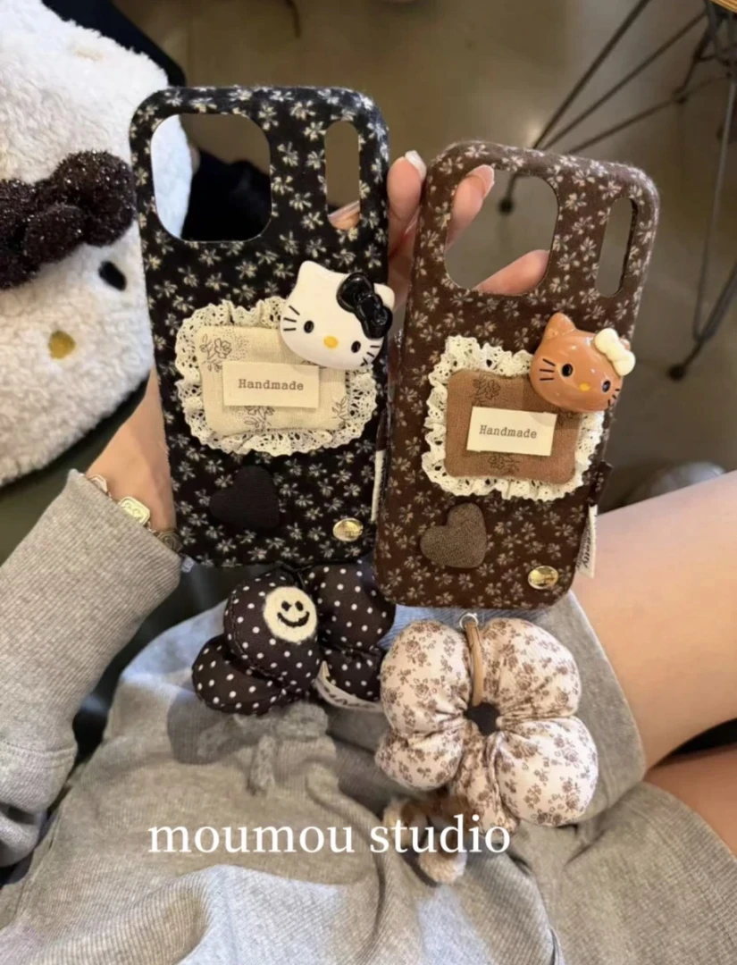 秋冬绒布小碎花凯蒂猫适用苹果17promax手机壳iPhone15/14女16pro