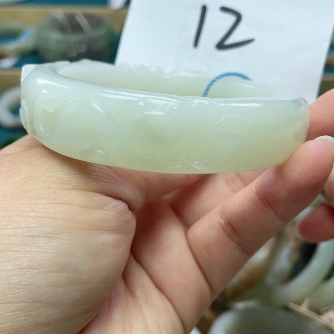 未镶嵌手镯和田玉圈口57