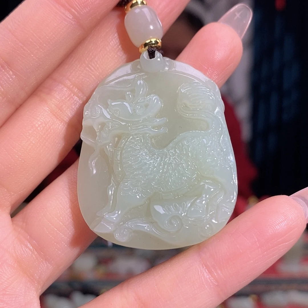 和田玉未镶嵌颈饰