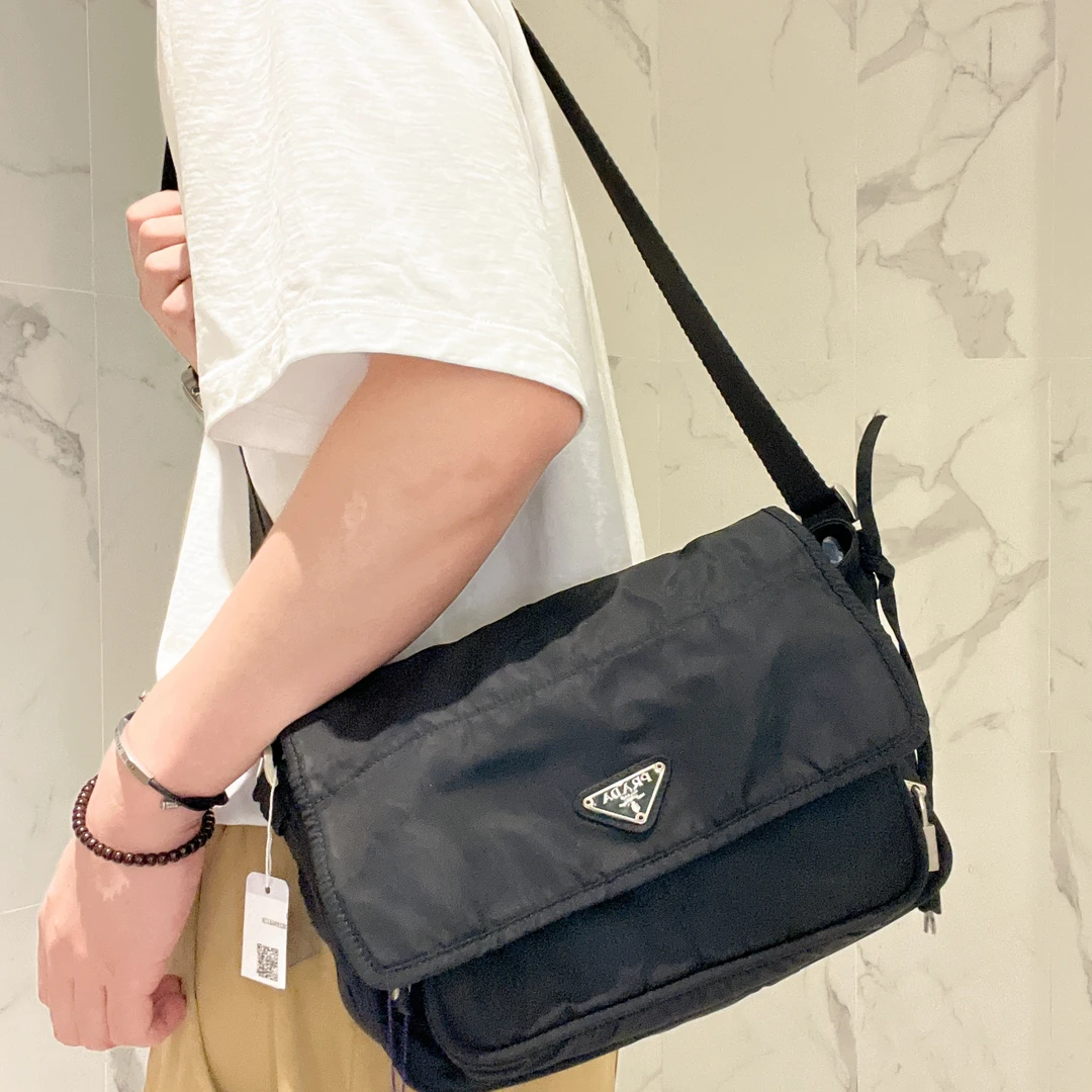 95新 Prada/普拉达 【涛】26 0637 单肩斜挎包