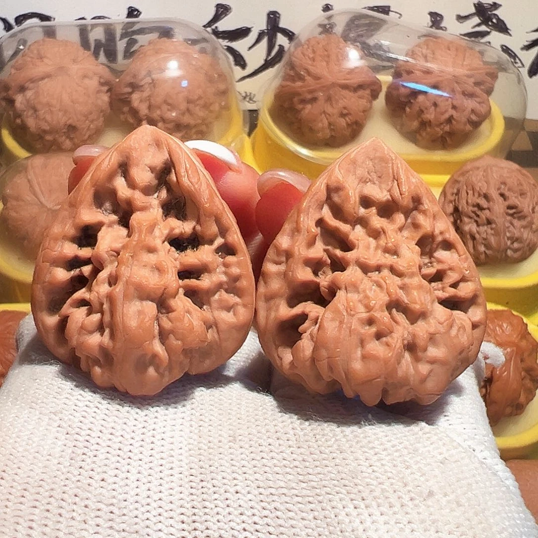 亲***德吊坠桃核异形全品