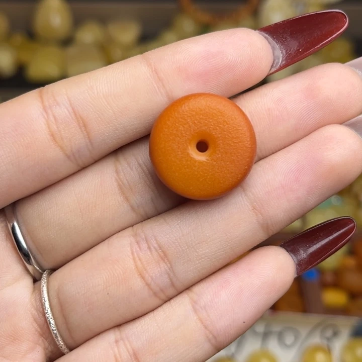 蜜蜡未镶嵌珠宝奇石老蜡鸡油红满蜡饼子