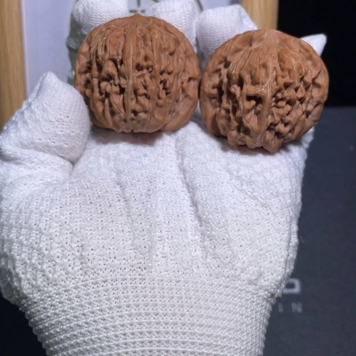 吊坠文玩核桃全品红皮四座楼