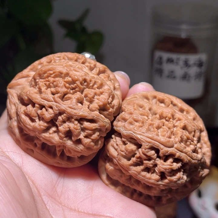 明***样文玩核桃吊坠         47