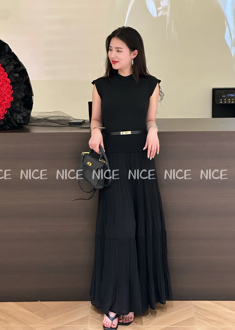 NICE【定制】气质纯欲夏季无袖上衣＋裙子套装