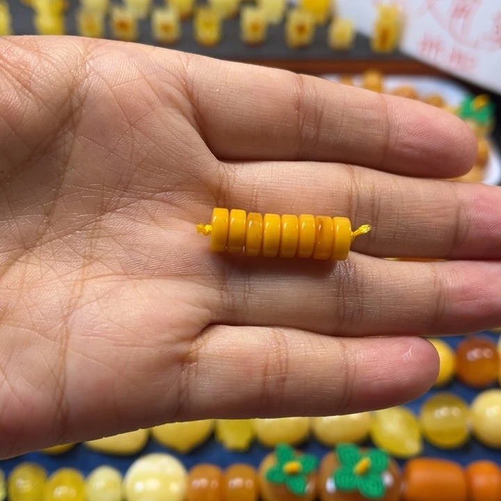 琥珀未镶嵌裸石卡8老蜡隔片一组精工微瑕