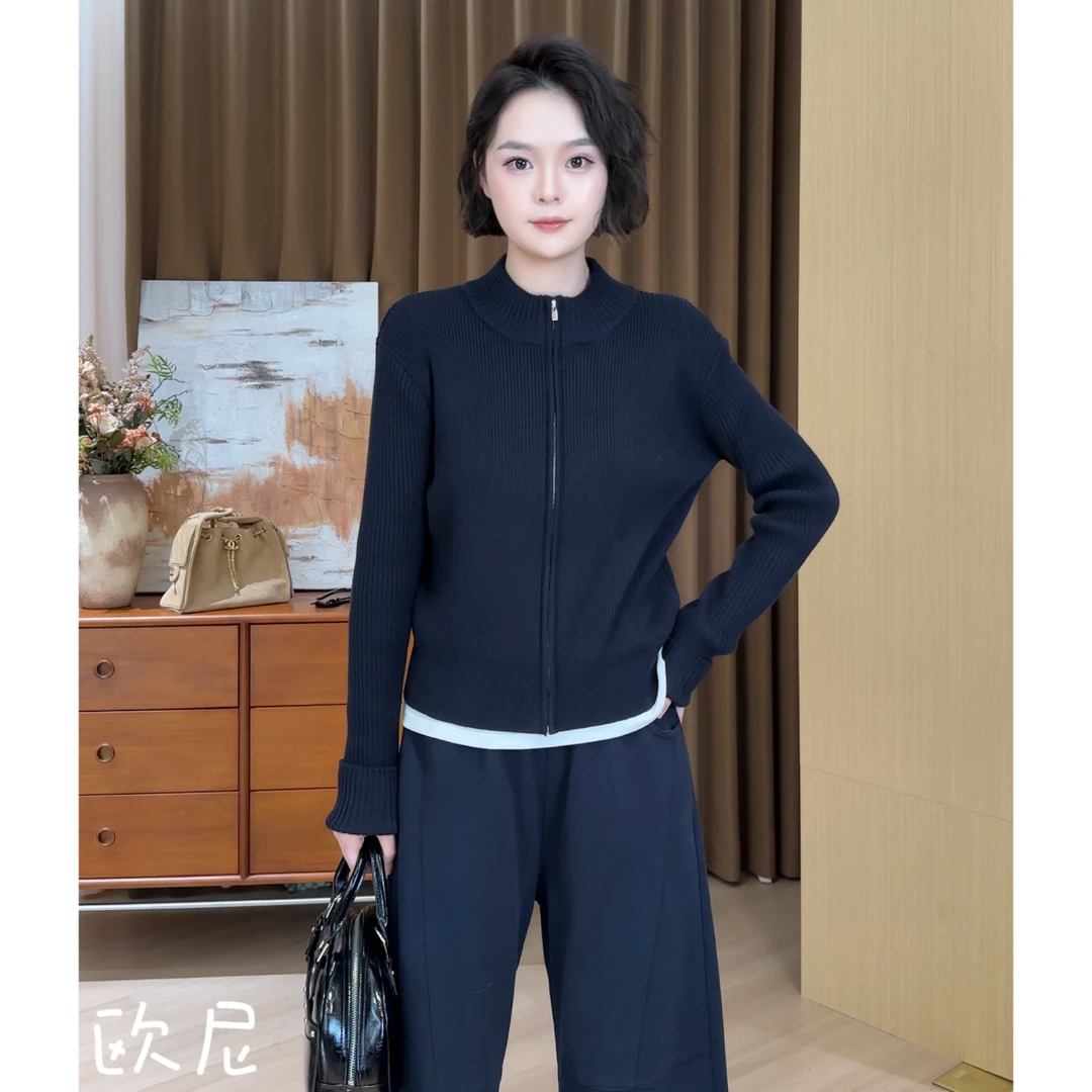 欧尼私服【藏青竖条毛衣】2025早秋简约立领针织开衫 2508C5087