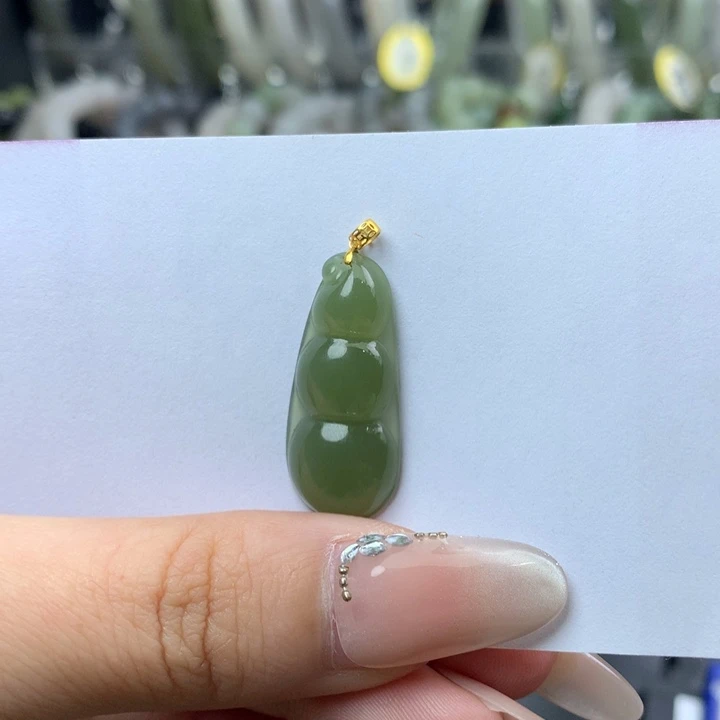 吊坠(不含链)18K金镶嵌和田玉28