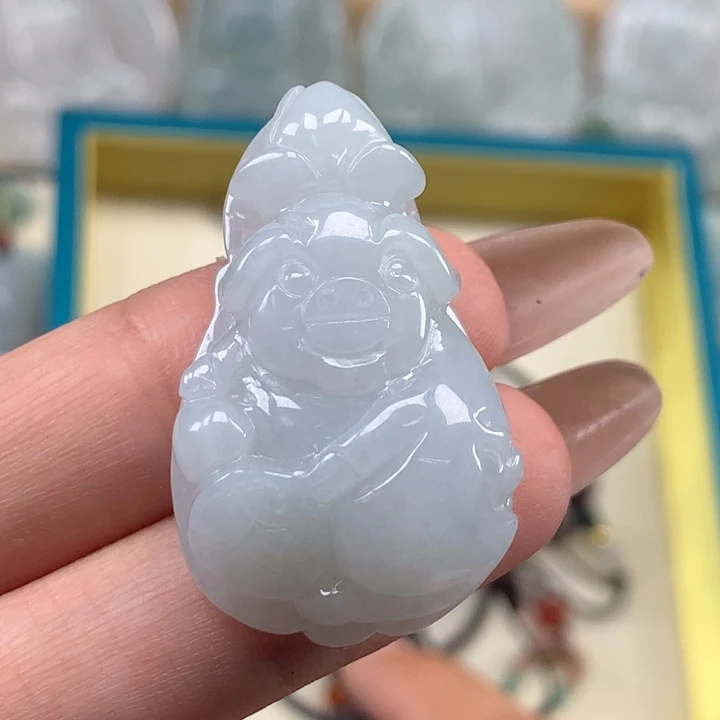 颈饰未镶嵌翡翠生肖猪牌吊坠