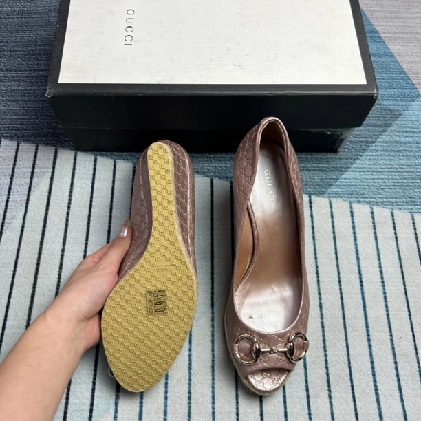 未使用 GUCCI/古驰 古驰老花高跟鞋三七