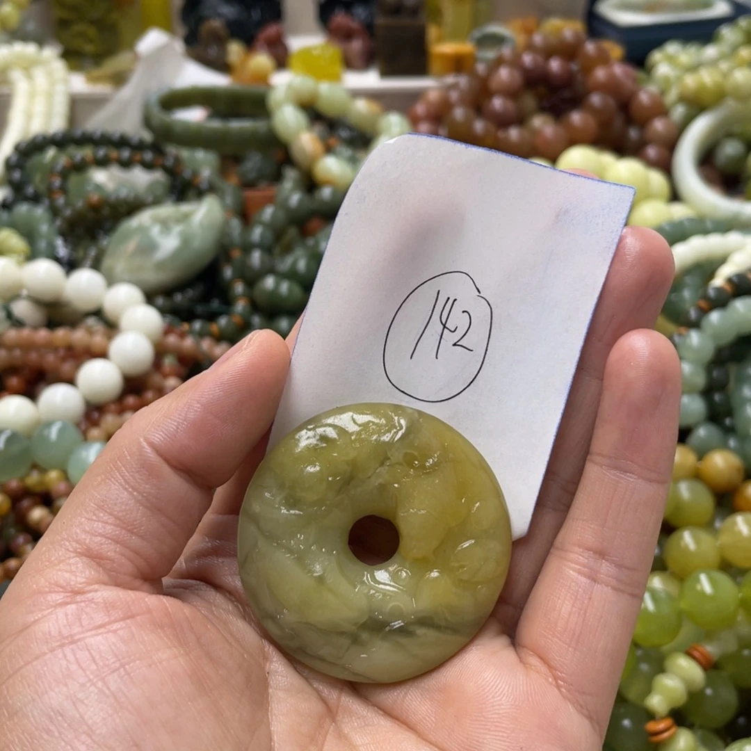 蛇纹石玉手链未镶嵌久*里