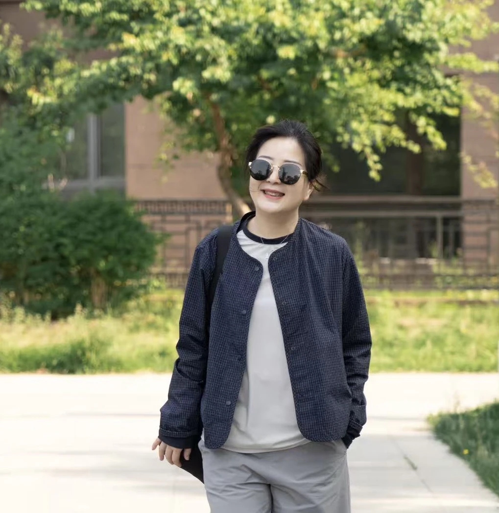 251691【燕子优选】菲玛掂休闲百搭减龄圆领外套