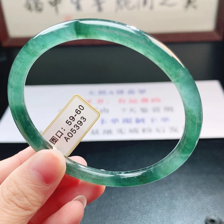 翡翠未镶嵌手镯翡翠手镯90