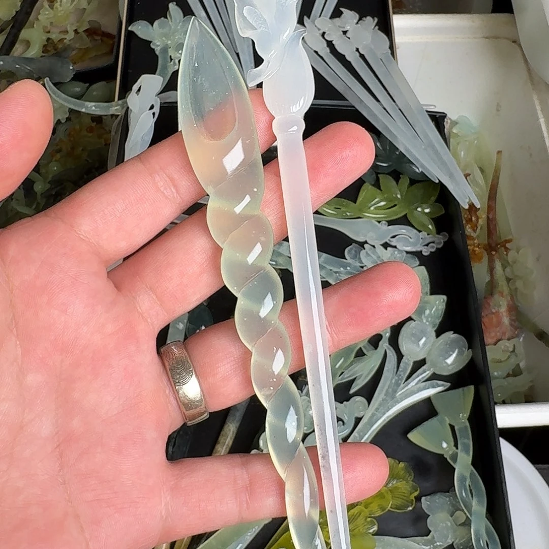 尊***喵蛇纹石玉未镶嵌腰佩