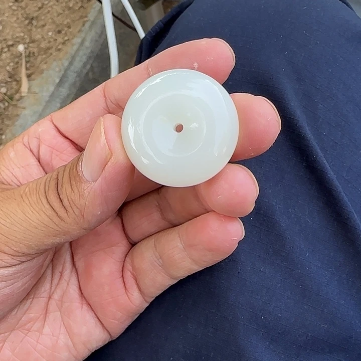 和田玉未镶嵌颈饰 30的