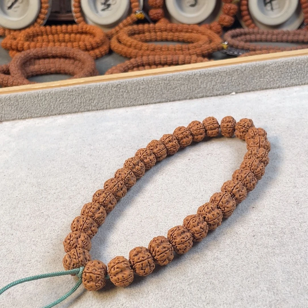 维***伟吊坠金刚菩提龙脊梅花