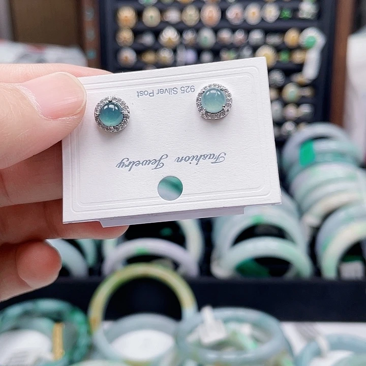 翡翠未镶嵌手镯翡翠