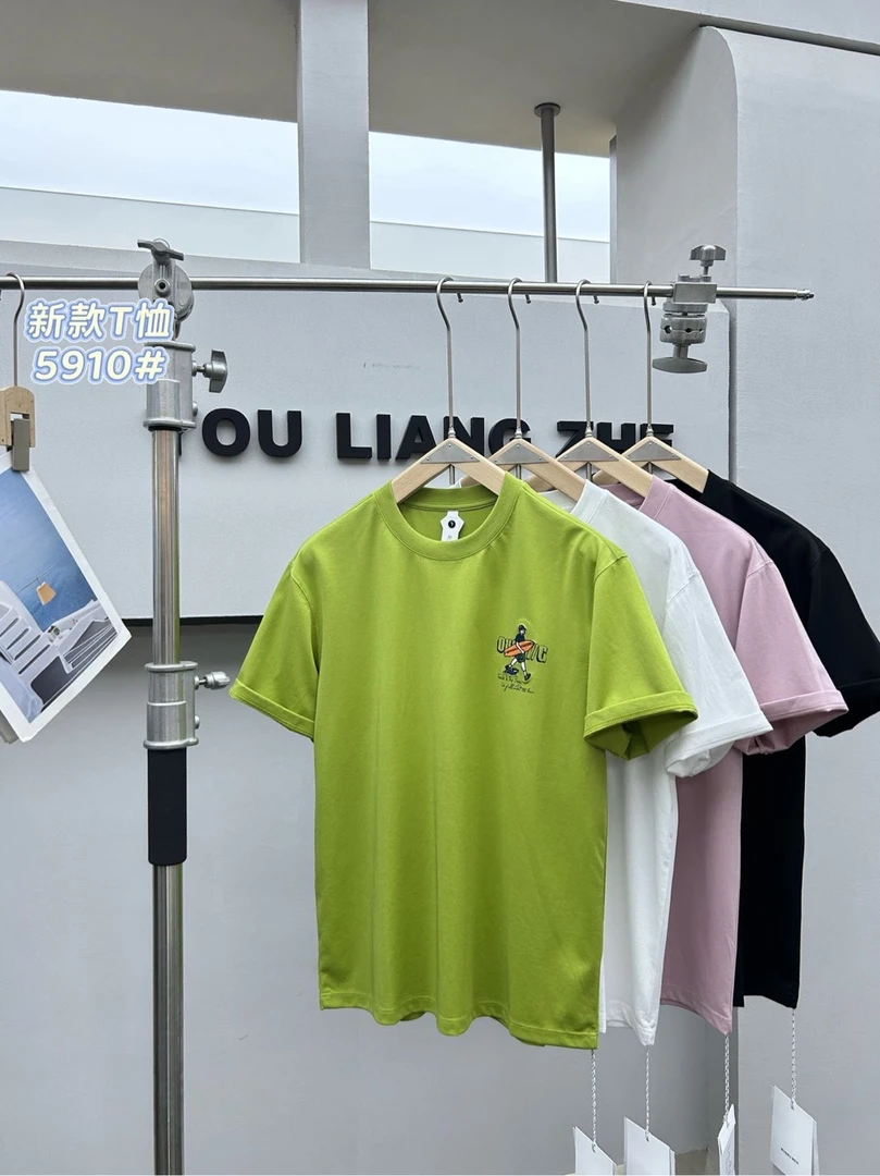 《黑色》小众设计时尚撤柜新款短T-5910