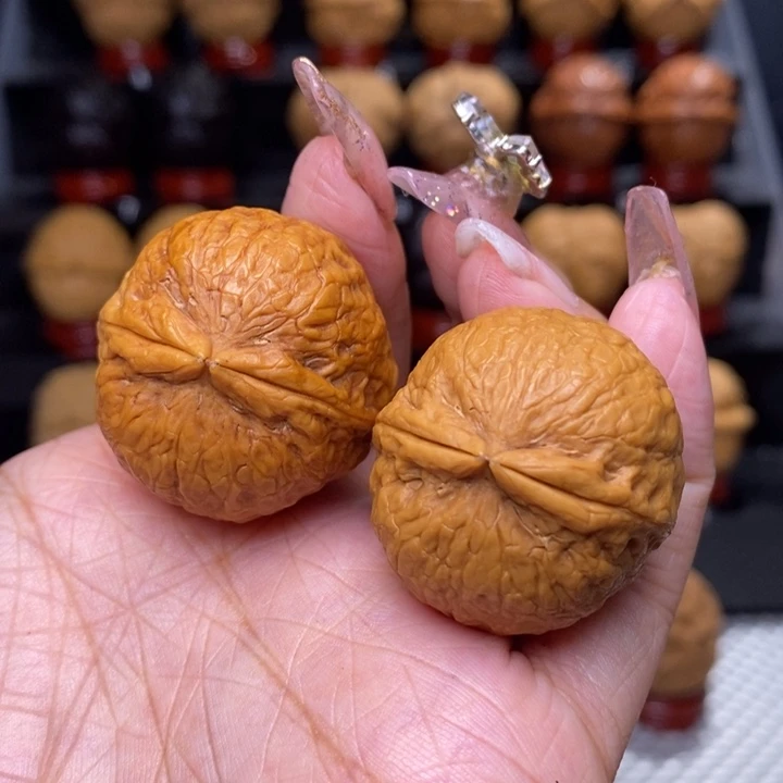 文玩核桃把件 胖头陀50号