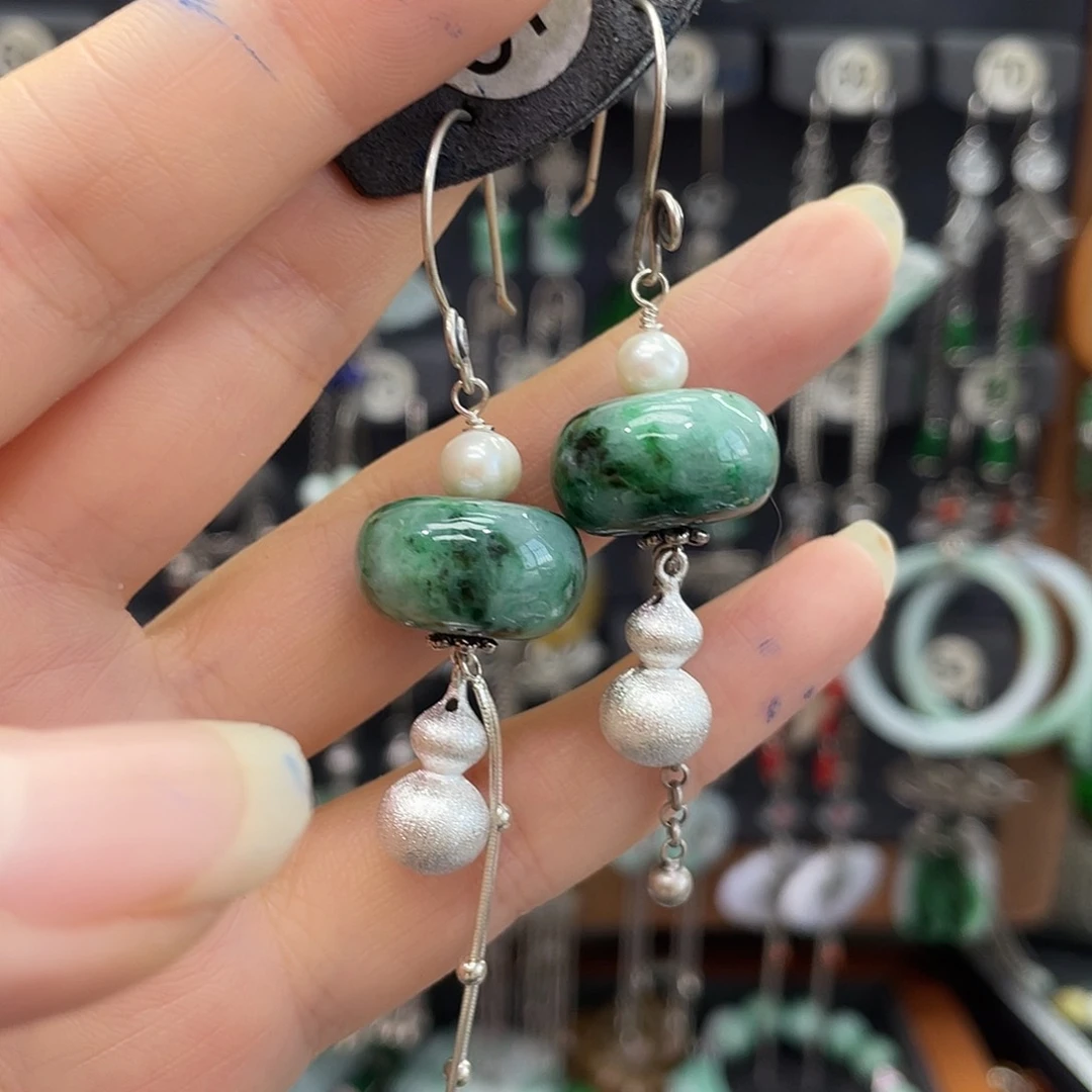 ****烨翡翠银S925镶嵌耳饰637ghhhh