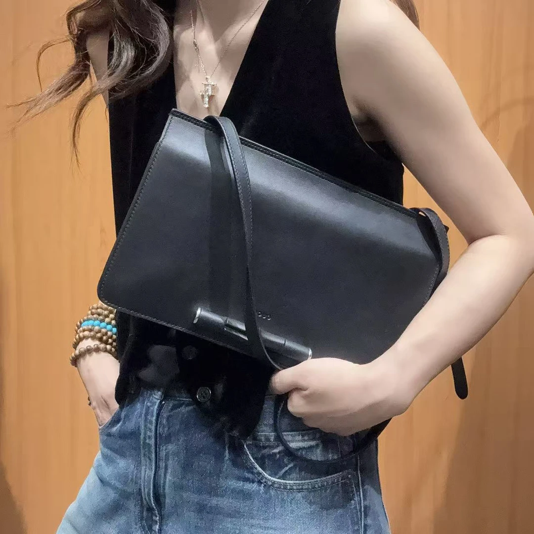 95新 GUCCI/古驰 【蕾】 1TF923 黑色竹节单肩包