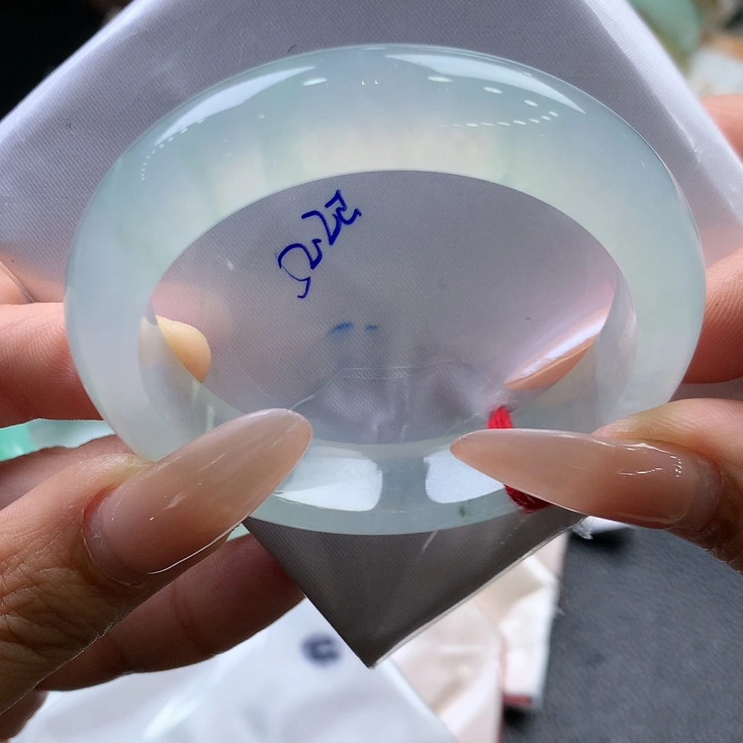 翡翠未镶嵌手镯52.2正强推