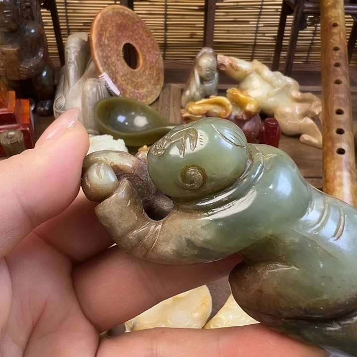 佳***泽和田玉（糖玉）未镶嵌挂件