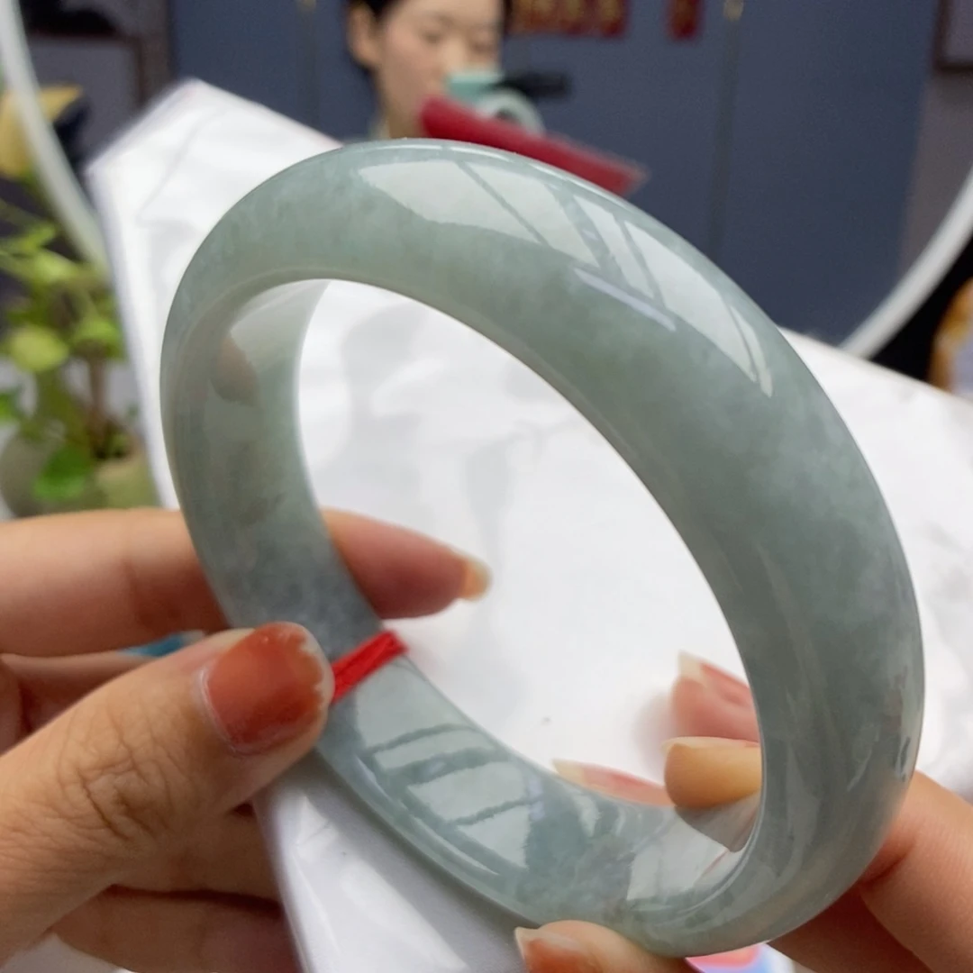 翡翠未镶嵌颈饰手镯218–59.4