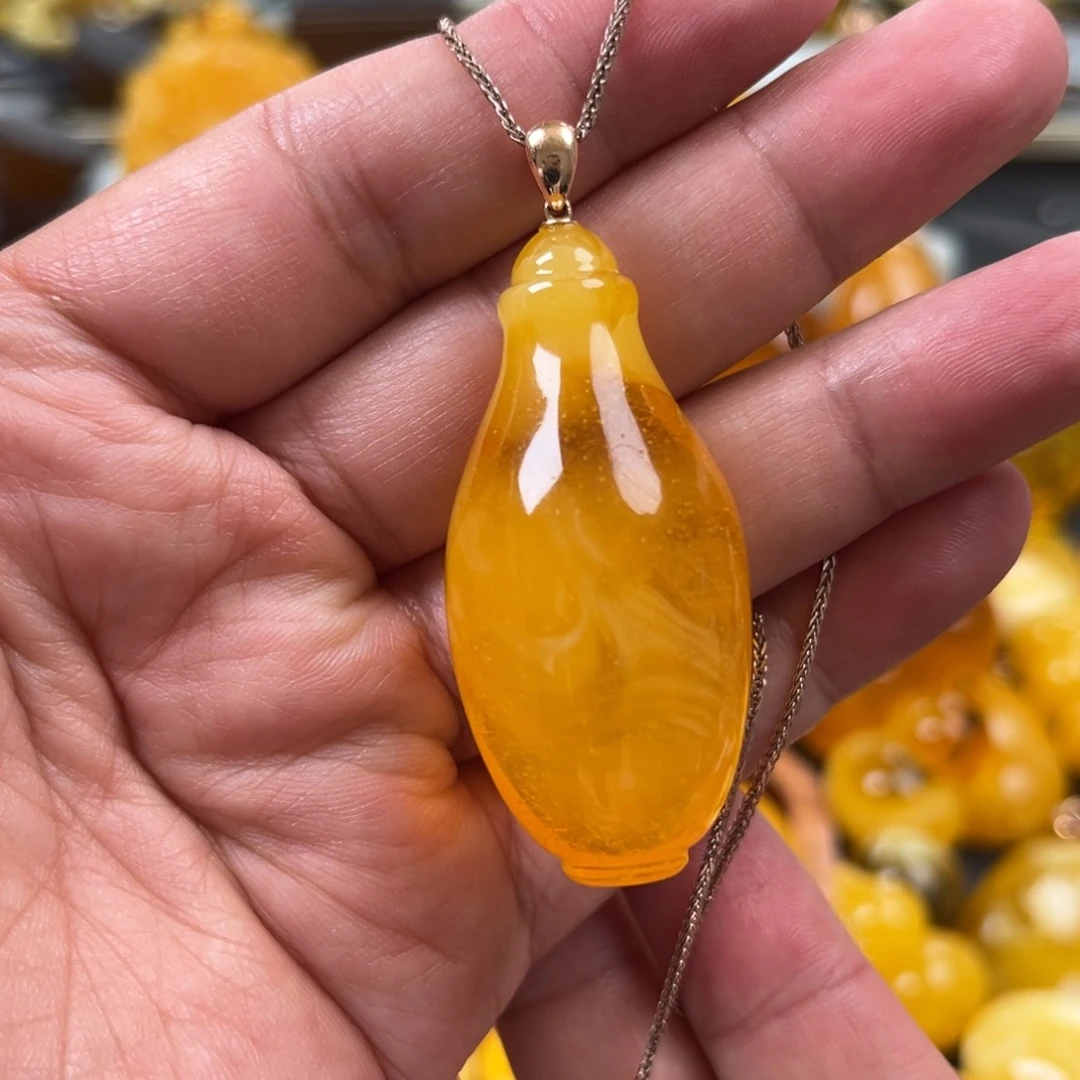 蜜蜡18K金镶嵌珠宝奇石