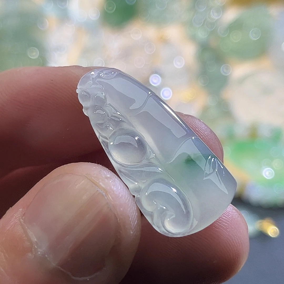 定制翡翠未镶嵌翡翠