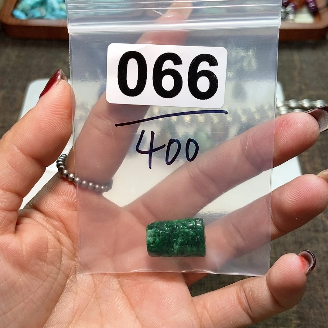【闪购商品】翡翠颈饰未镶嵌含*草配件
