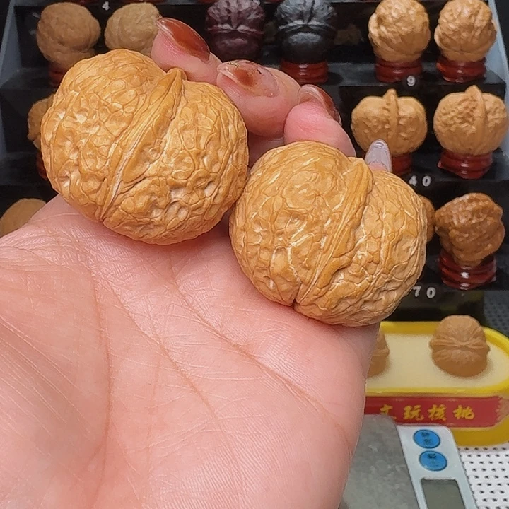 把件文玩核桃红尊41尺…………98号