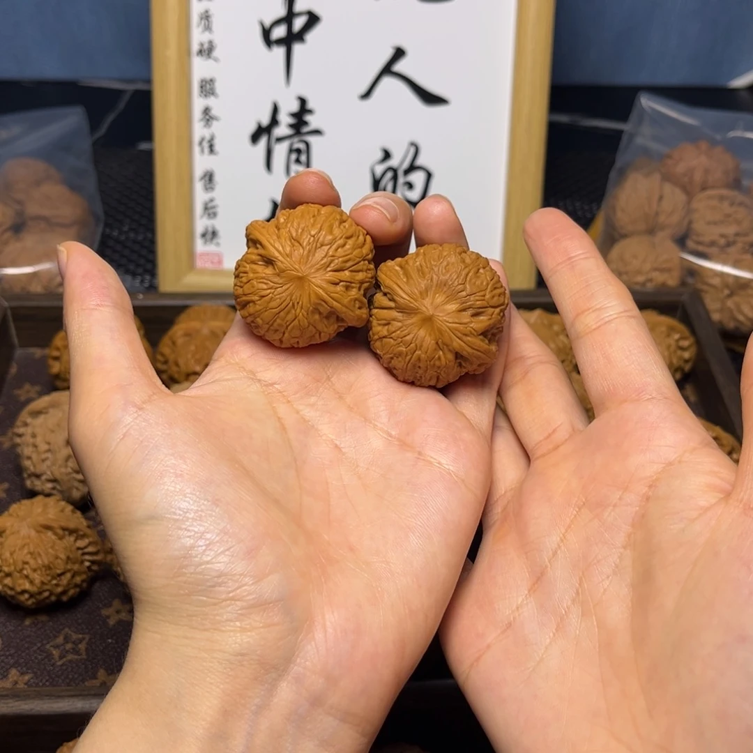 文玩核桃把件铁锤38微微修打底