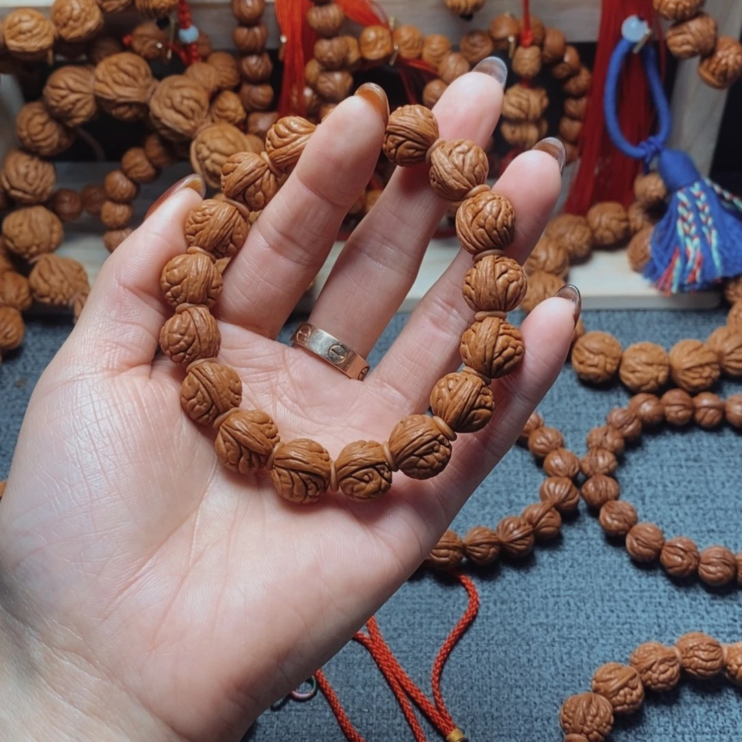 桃核吊坠龙纹桃枭