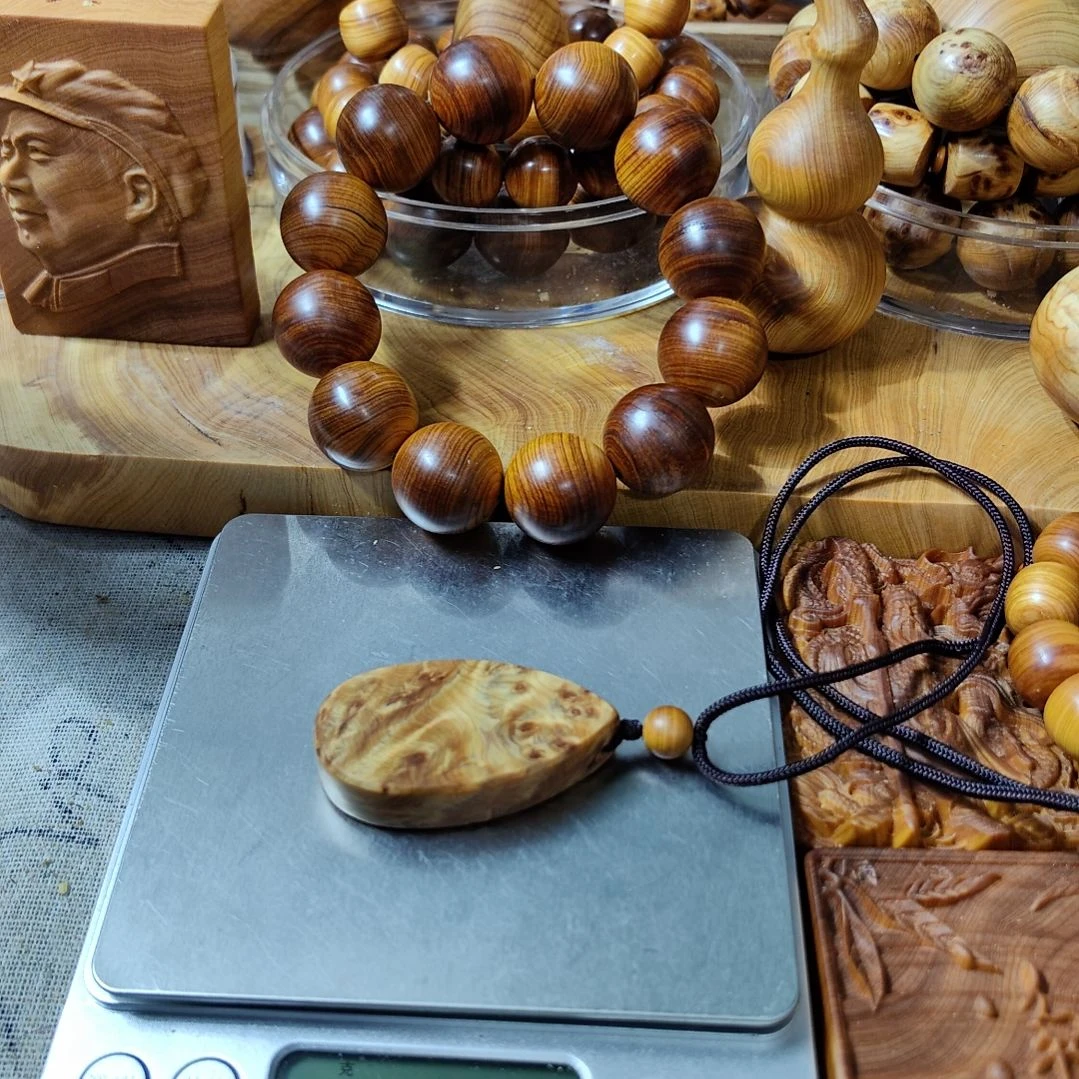 D**S太行崖柏手工艺品