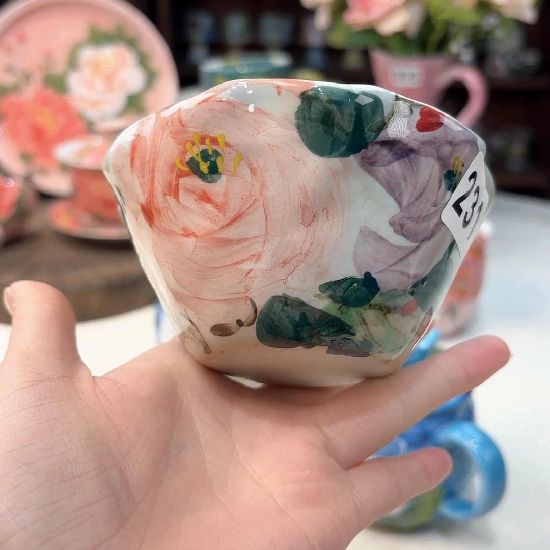 瓷片兔兔好可爱呀打